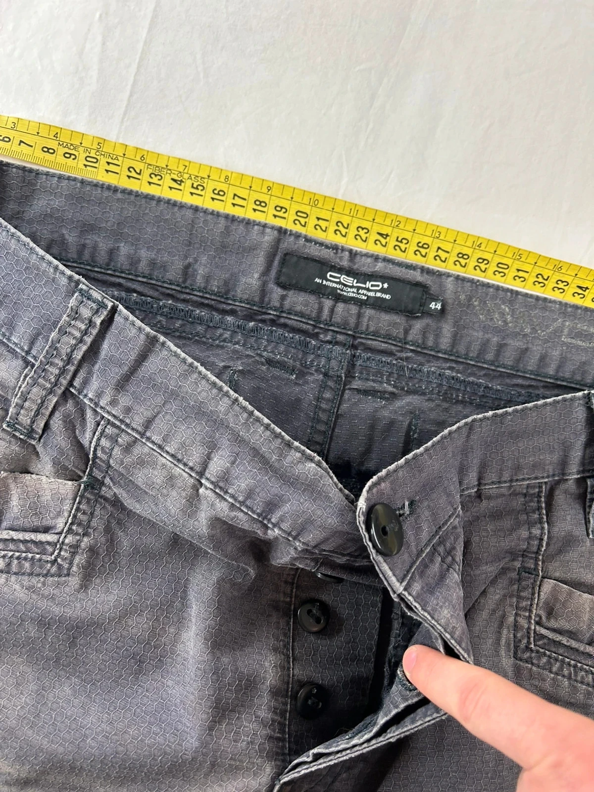 Pantalón corto gris vintage Celio estilo retro y2k – photo 9